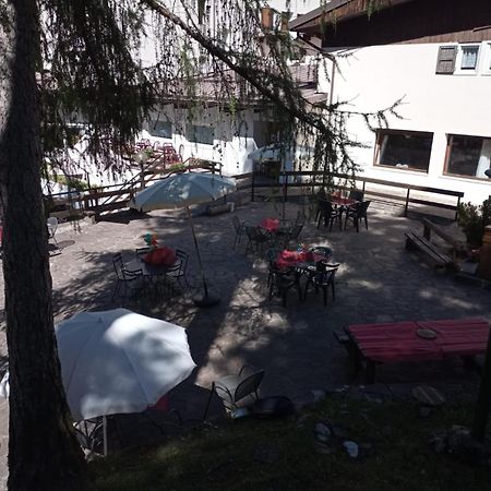 Hostel Il Pirata Каварено Экстерьер фото